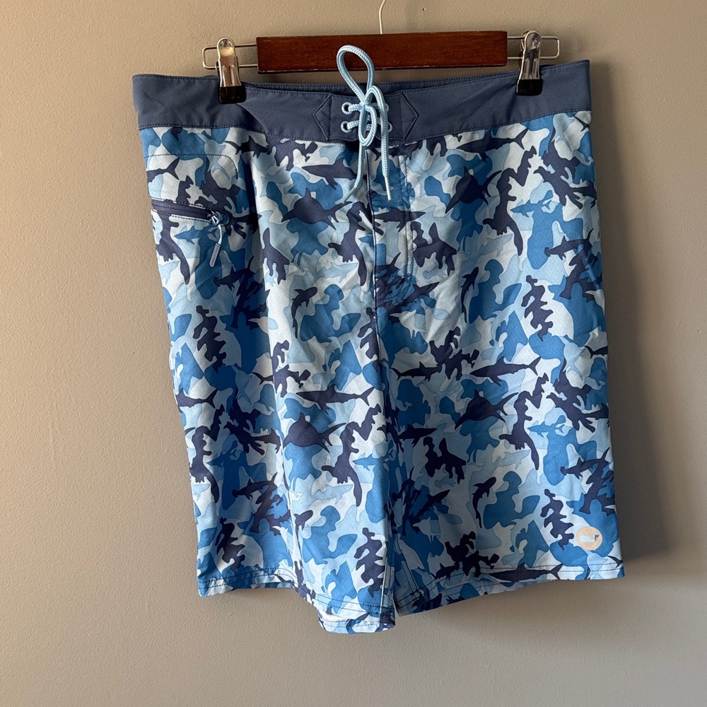 Vineyard Vines Board Shorts Shark Week